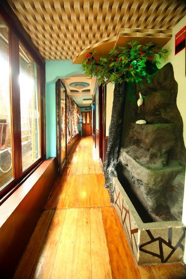 Marari Houseboat Hotel Марарикулам Екстериор снимка