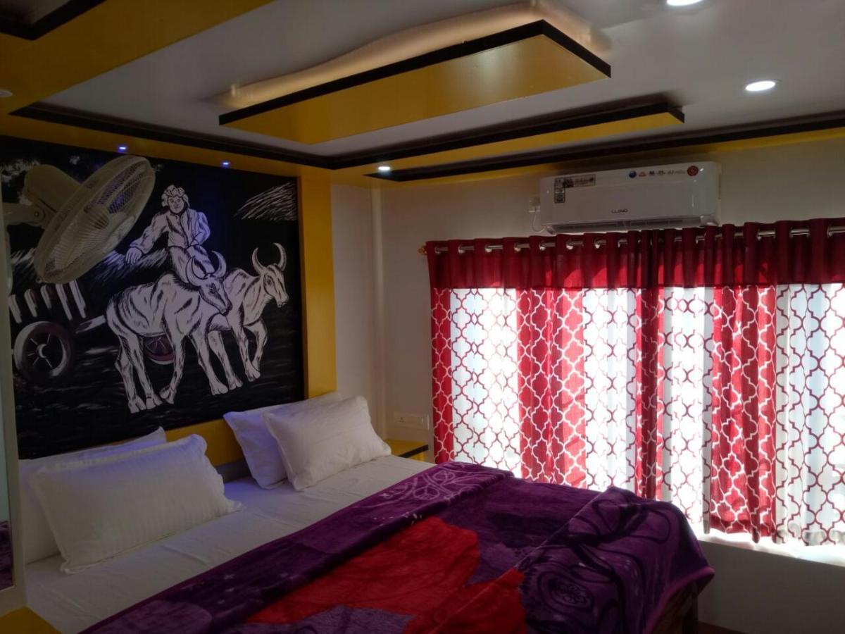 Marari Houseboat Hotel Марарикулам Екстериор снимка